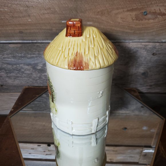 Marks Rosenfeld Vintage Kitchen Canister - Grain Mill Scene - 7" x 4 1/4" - Picture 4 of 7